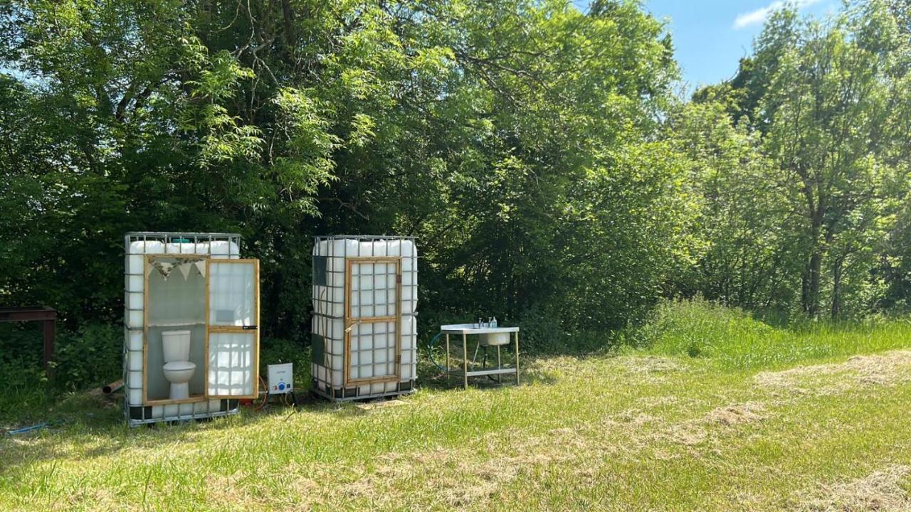 Quirky Vintage Horsebox Conversion With Stunning Views Of Ardingly Reservoir Balcombe Eksteriør bilde